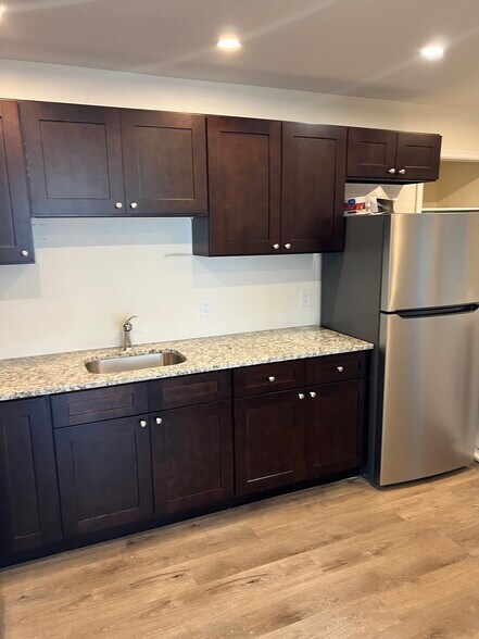 Building Photo - 300 Huntingdon Pike