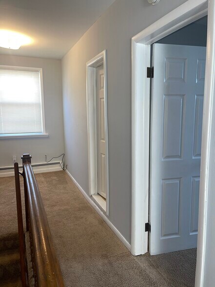 Building Photo - 3914 Maine Ave