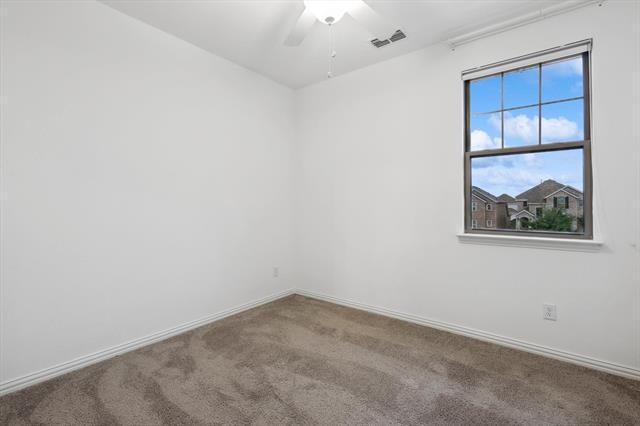Building Photo - 2217 Elm Pl