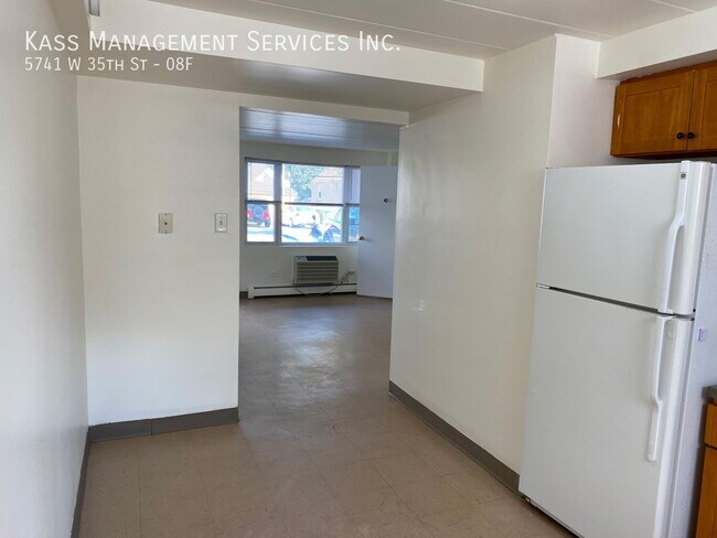 Building Photo - 5741 W 35th St