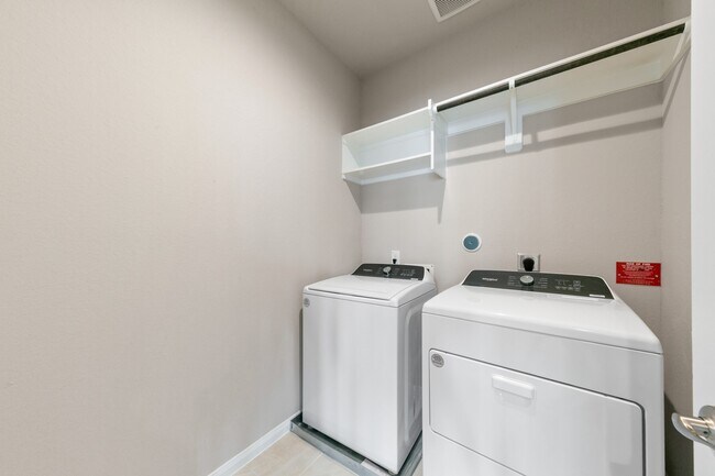 Building Photo - 4209 Colony Pines Ln