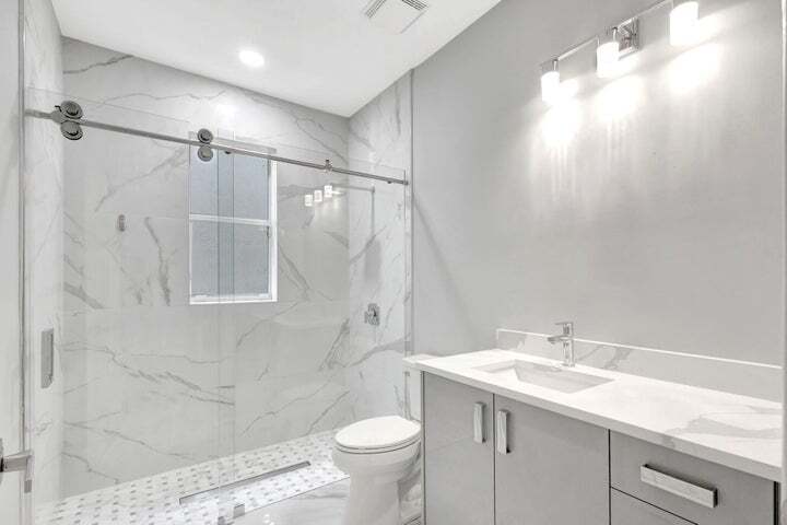 Building Photo - 6463 Paradise Cv