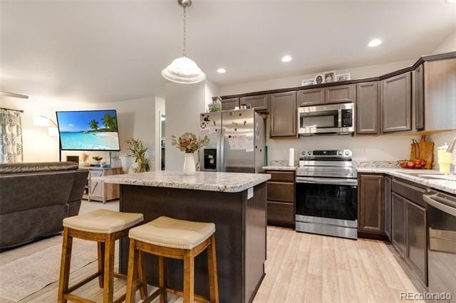 Building Photo - 420 S Clarion Dr