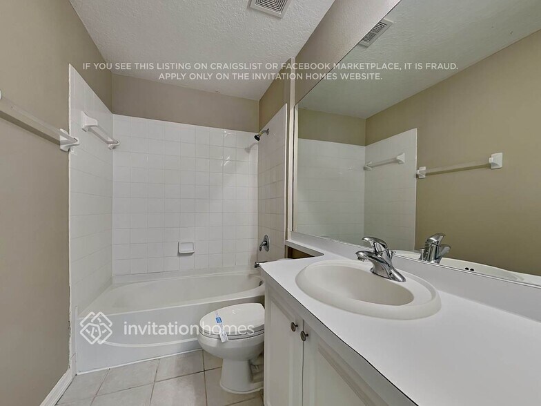 Building Photo - 19250 Fishermans Bend Dr