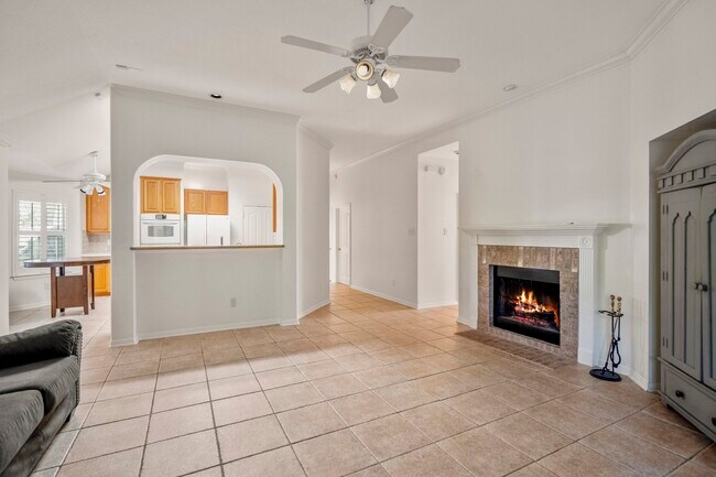Building Photo - 15 Heron Hollow Ct