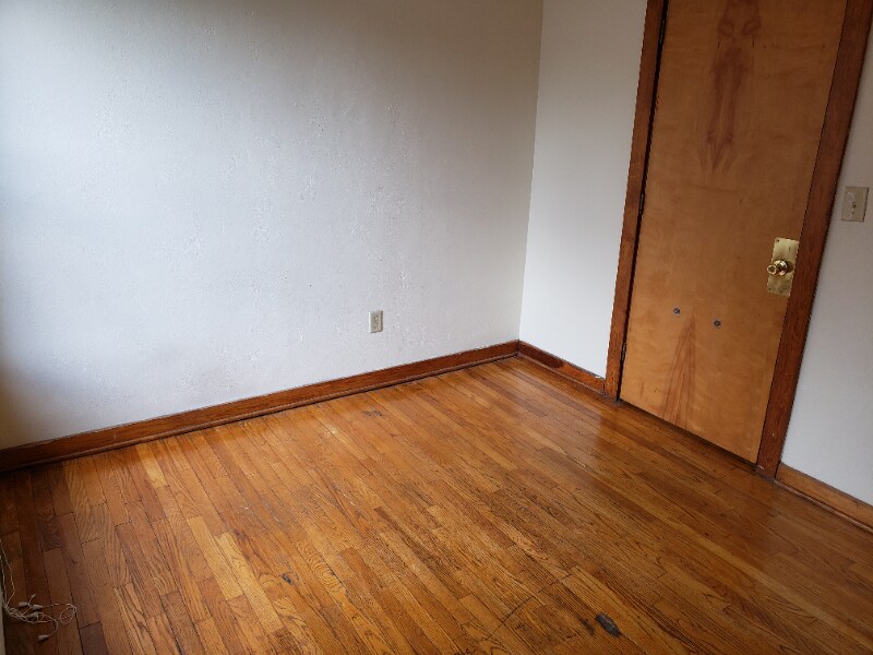 Building Photo - 126 E Fairmount Ave