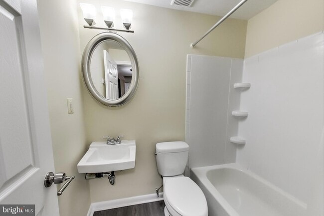 Building Photo - 6510 Overheart Ln