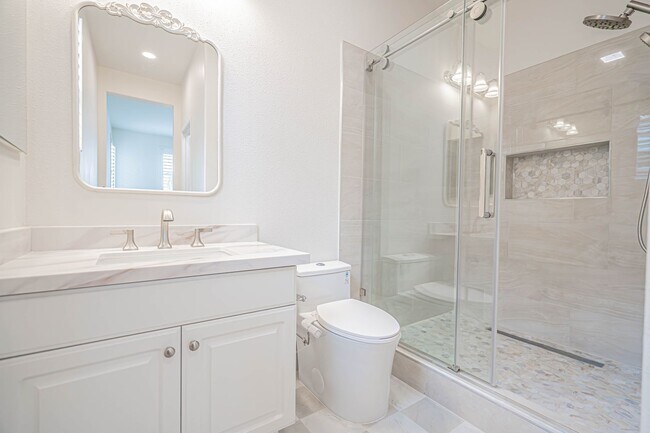 Building Photo - Spacious 4-Bedroom Pool Home in Saugus with Stunning Views & Community Amenities!