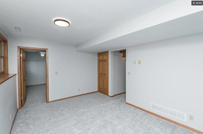 Building Photo - 4235 Stoneham Ln NW