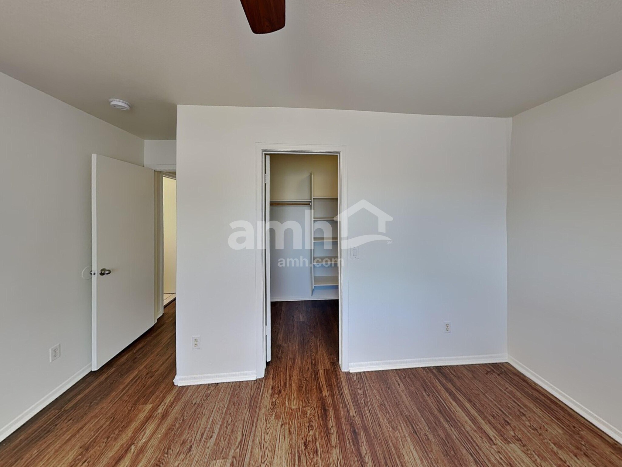 Building Photo - 3531 N 105th Ln