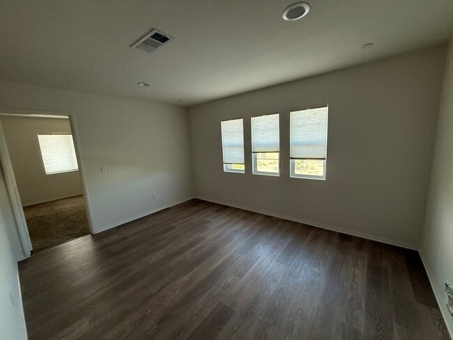 Building Photo - 44159 Le Blanc Ct