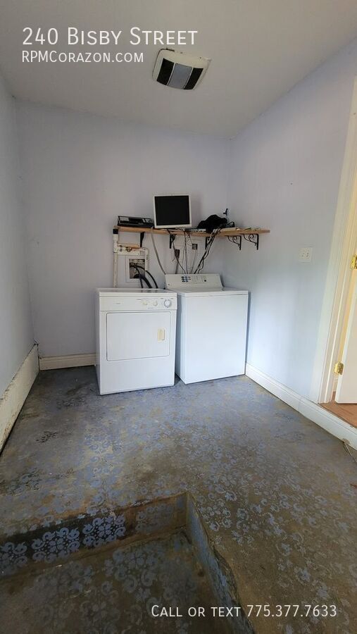 Building Photo - 240 Bisby St