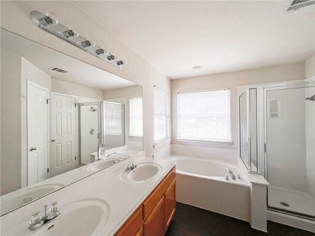 Building Photo - 12137 Tumbling Creek Trail