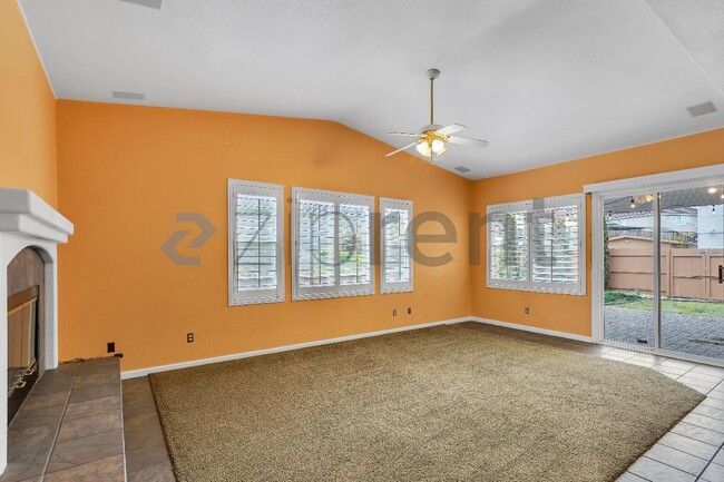 Building Photo - 3906 Glacier Ct