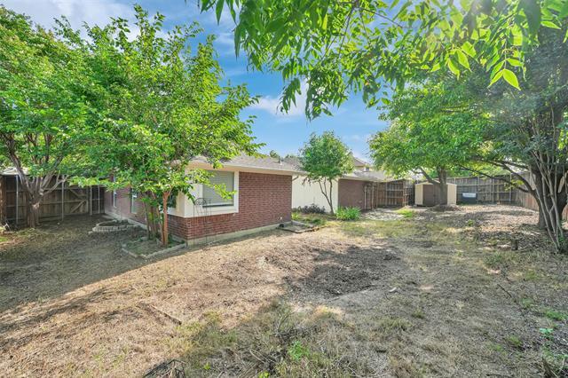 Building Photo - 421 Parkshire Dr