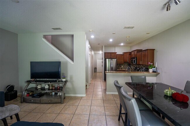 Building Photo - 11191 Savannah Landing Cir