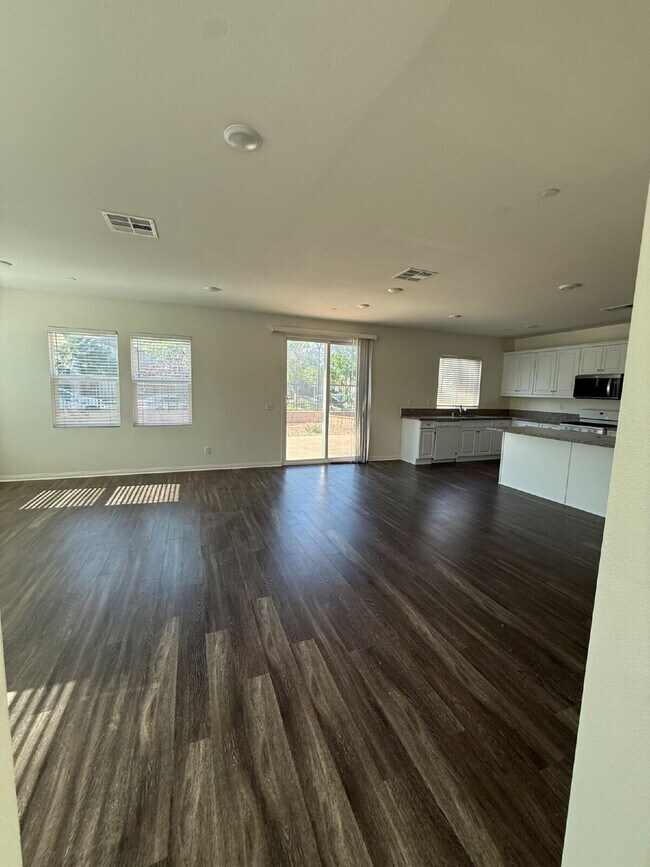 Building Photo - This beautiful home is on corner lot and with energy efficient features including solar.  New flo...