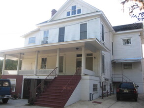 Building Photo - Midtown Studio