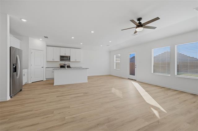 Building Photo - 2222 Rannoch St