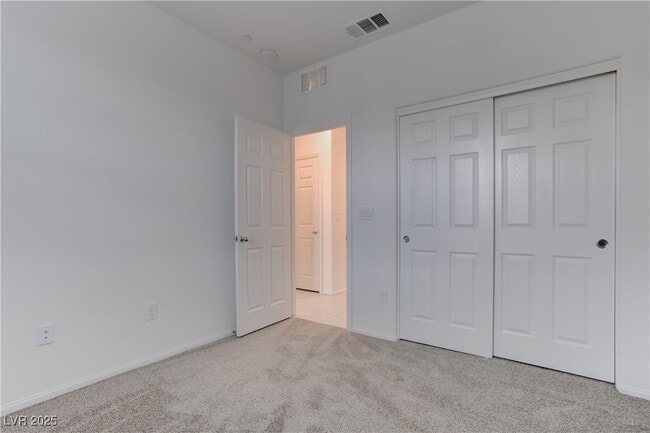 Building Photo - 618 Bellus Pl