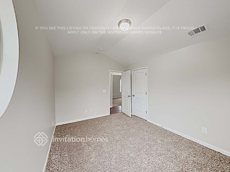 Building Photo - 805 Kite Way