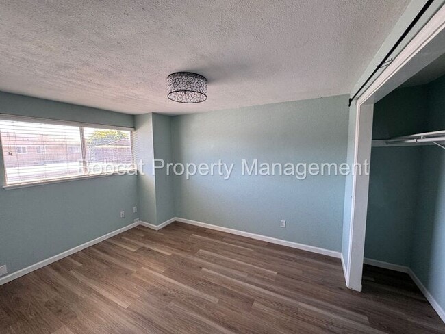 Building Photo - 1330 Ashby Ct