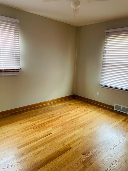 Bedroom 3 - 405 Saint Christina Ln