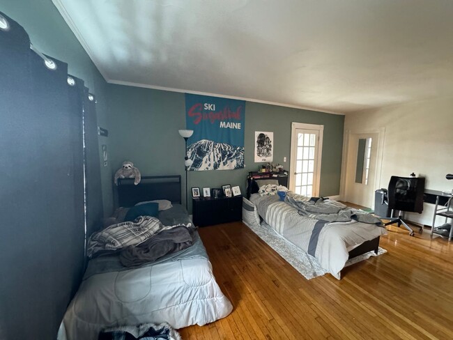 Building Photo - The Best Home in Brighton