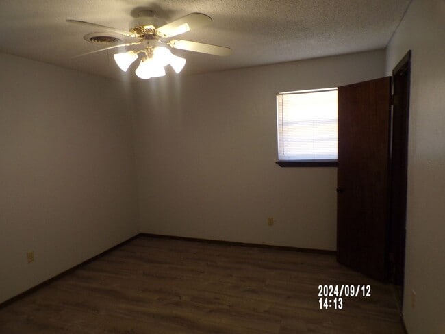 Building Photo - Pets negotiable with owner approval