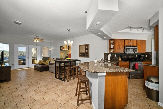 Building Photo - 3404 American Dr