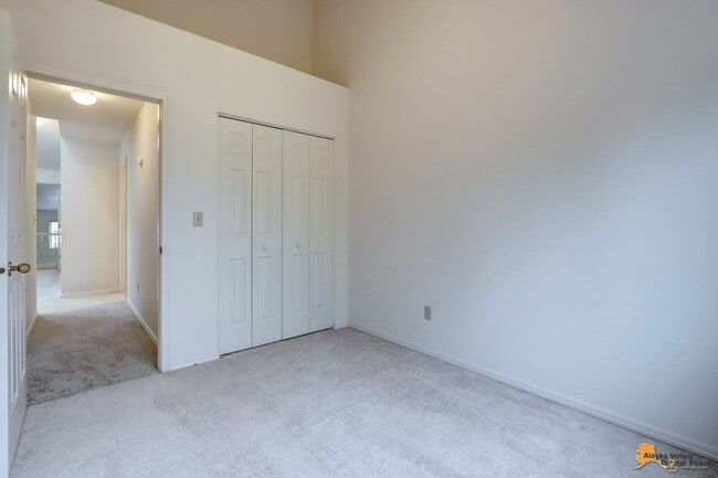 Building Photo - East Anchorage Condo with Fenced in Yard, ...