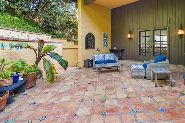 veranda off bedroom 1 - 4244 Avenida de la Encinal