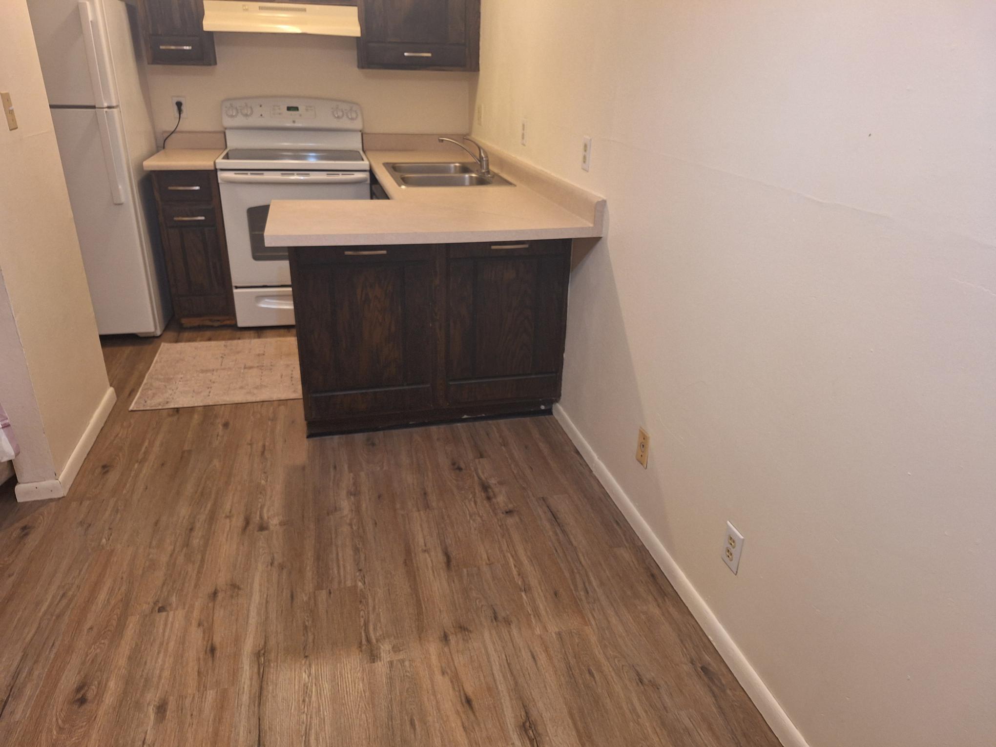 Building Photo - 5300 E Cherry Creek South Dr