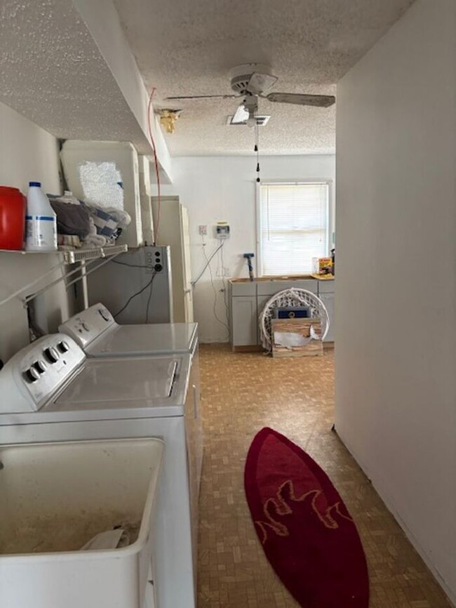 Building Photo - BEACH LIFE! 3/2 HOME FOR LEASE BEACHSIDE!