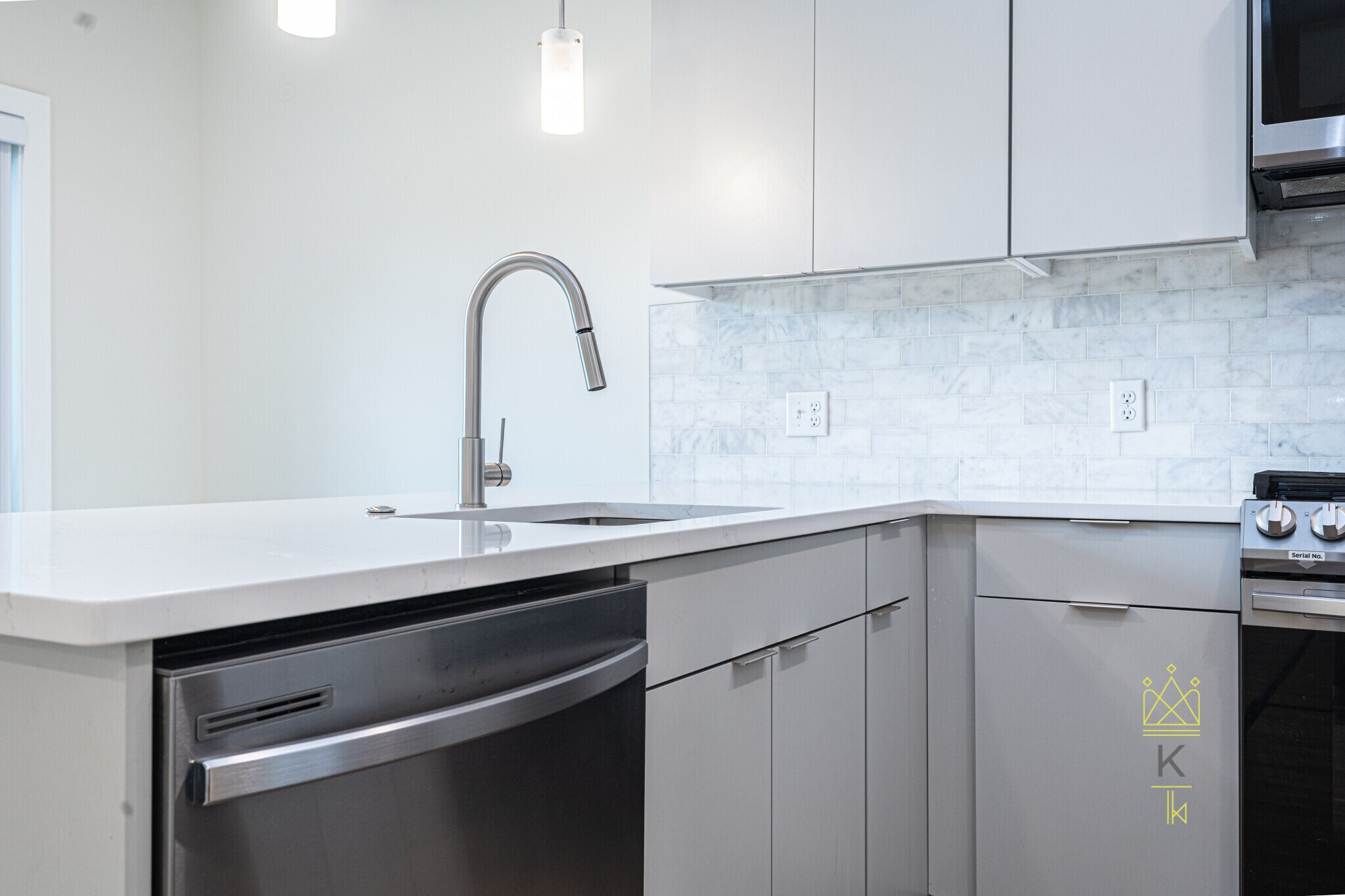 Building Photo - 458 Washington St