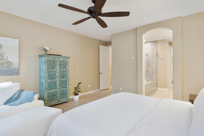 Building Photo - 11489 E Raintree Dr