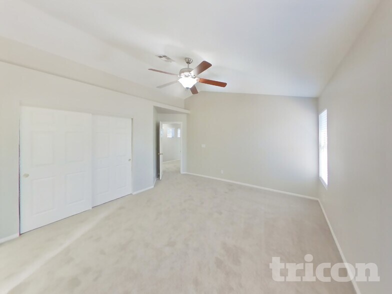 Building Photo - 697 Senator Ct