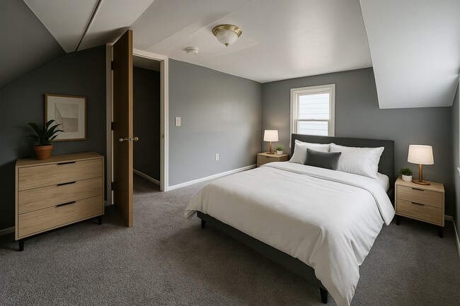 Building Photo - Huge 6 Bed with 2 Bonus Rooms for Den/Offi...