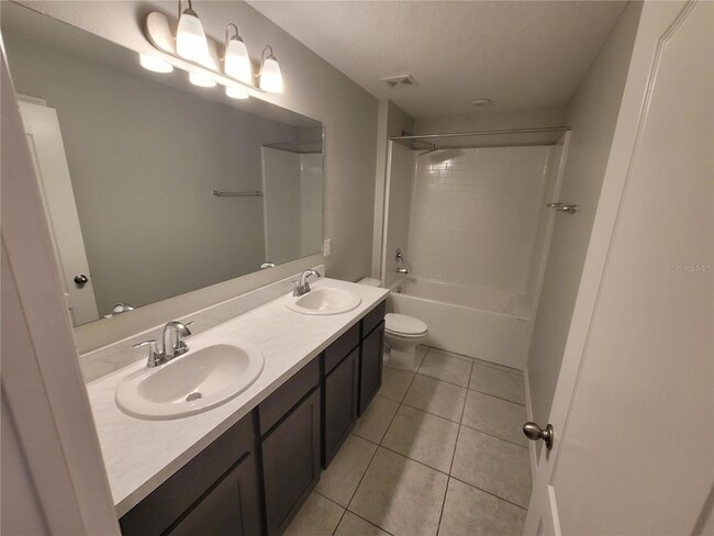 Building Photo - 4863 Coral Castle Dr.