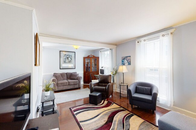 Building Photo - 23 Mechanic St