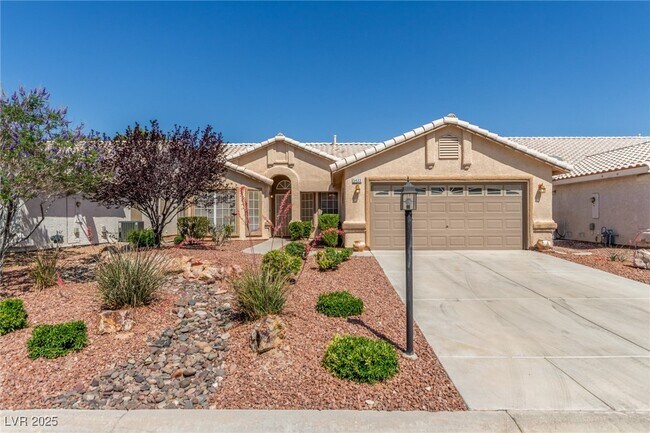 Primary Photo - 5433 Honey Mesquite Ln