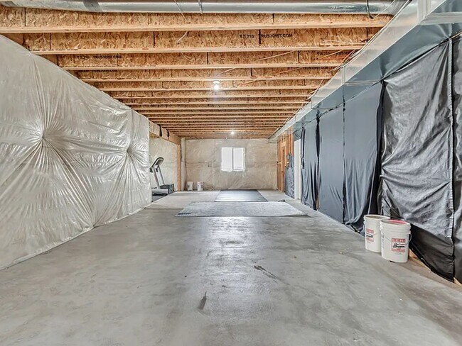Building Photo - 3 Bedroom 2.5 Bathroom Home in Lehi!