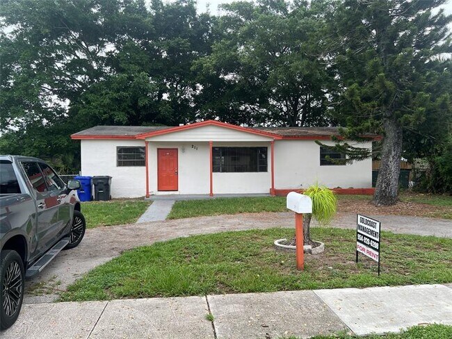 Building Photo - 211 N 66th Ave