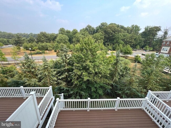Building Photo - 1009 Red Clover Rd