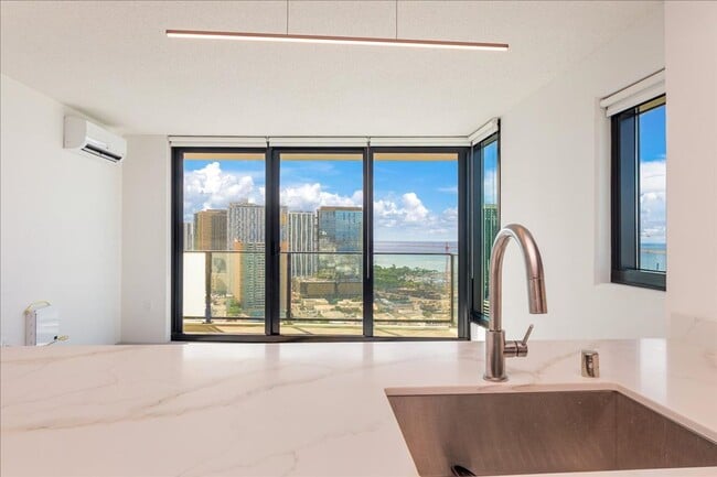 Building Photo - High Floor 2 BED/2 BATH/2 PRKG in brand new ILILANI - W/D INSIDE, LANAI, Corner Unit w/ Ocean View!!