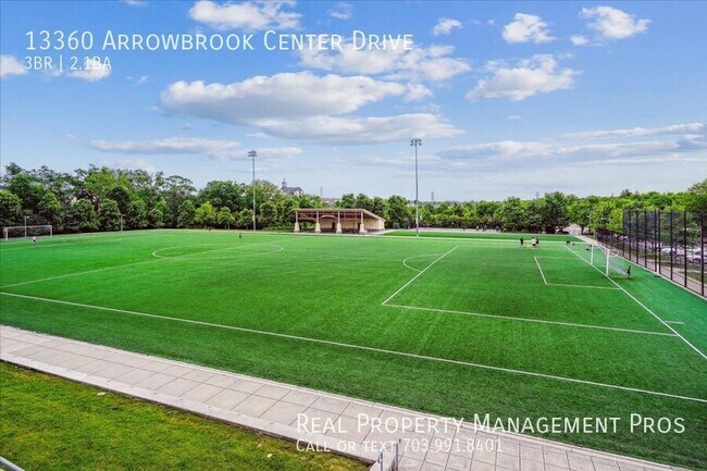 Building Photo - 13360 Arrowbrook Centre Dr