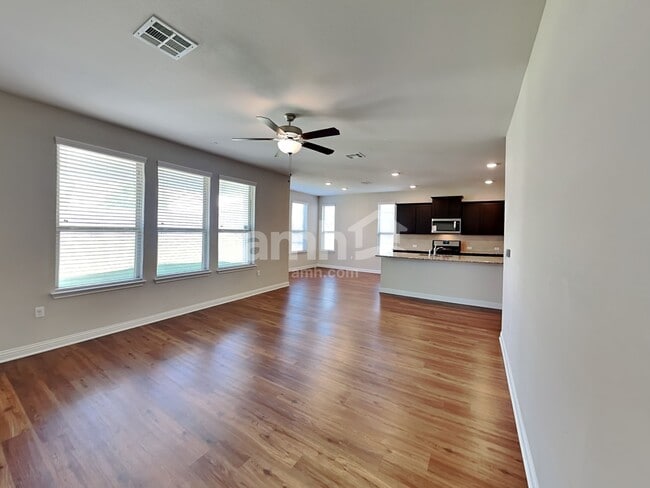 Building Photo - 8100 McKamy Dr