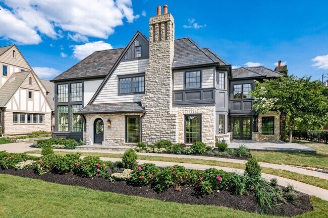Building Photo - 2252 Club Rd