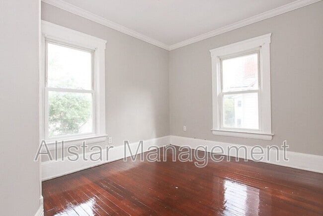 Building Photo - 3195 Whitethorn Rd