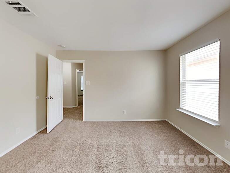 Building Photo - 8203 Maple Meadow Dr